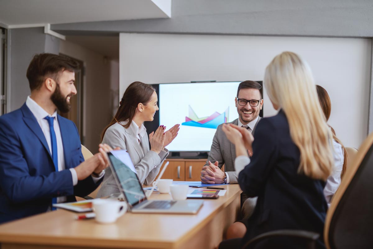 Réunion de crise dans une boardroom à La Réunion 974